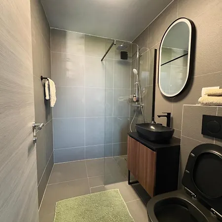 Perla - With Sea View Apartamento