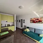 Apartament Perla - With Sea View *
