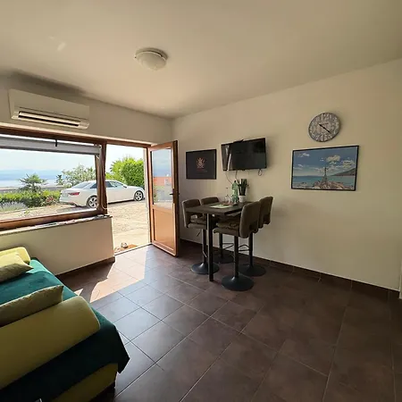 Perla - With Sea View Οπατία