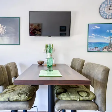 Διαμέρισμα Perla - With Sea View