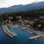 Perla - With Sea View