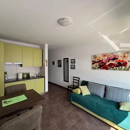 Apartament Perla - With Sea View *